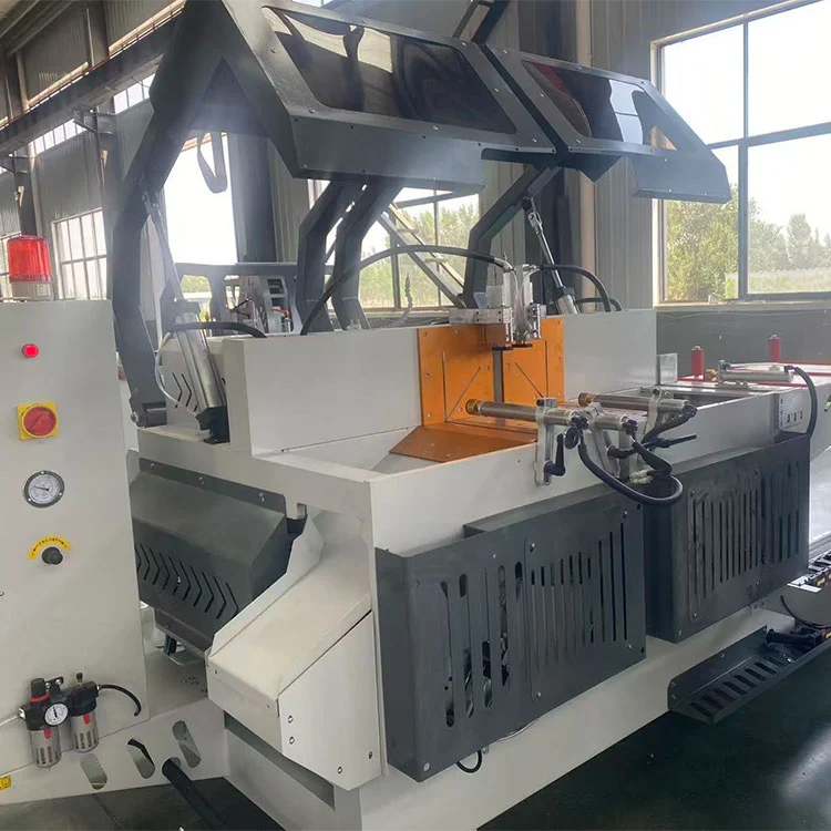 CNC Αυτόματο δισκοπρίονο διπλής κεφαλής για πόρτα παραθύρου αλουμινίου