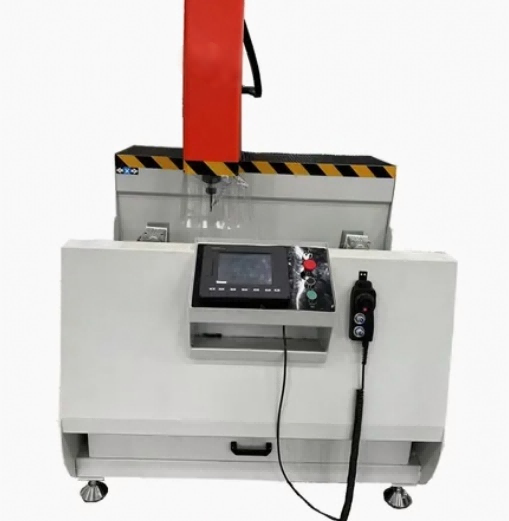 Κέντρο κατεργασίας CNC υψηλής ακρίβειας 800 mm για βιομηχανικά προφίλ αλουμινίου